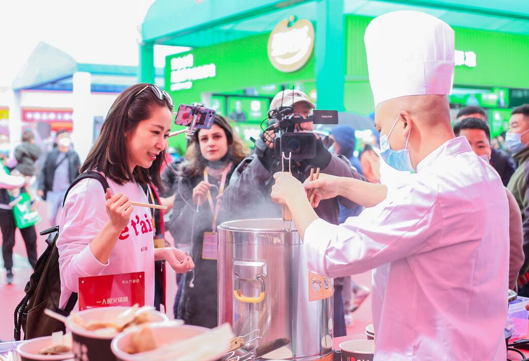 贛州開火鍋加盟店賺錢嗎？受這幾點影響很大！