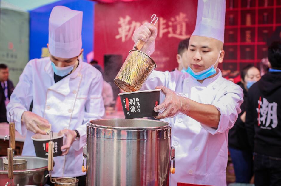 任丘開火鍋加盟店,請(qǐng)先做好這些調(diào)研工作!