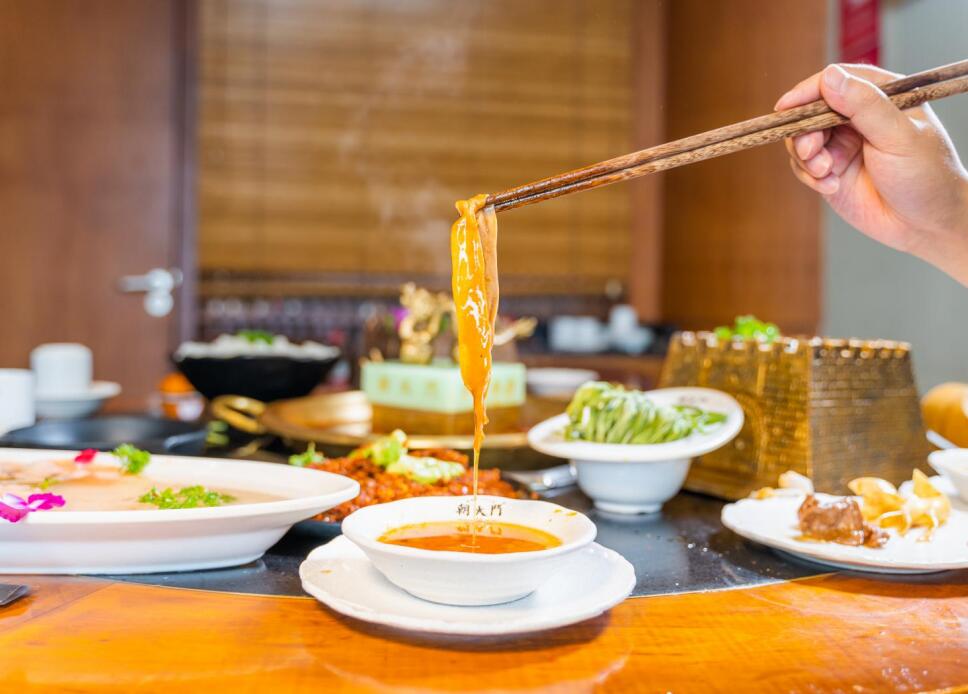 永濟開火鍋加盟店，需購買哪些設備？