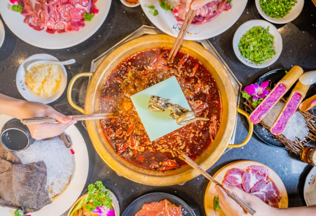 汾陽(yáng)開(kāi)火鍋加盟店，還需招聘廚師嗎？