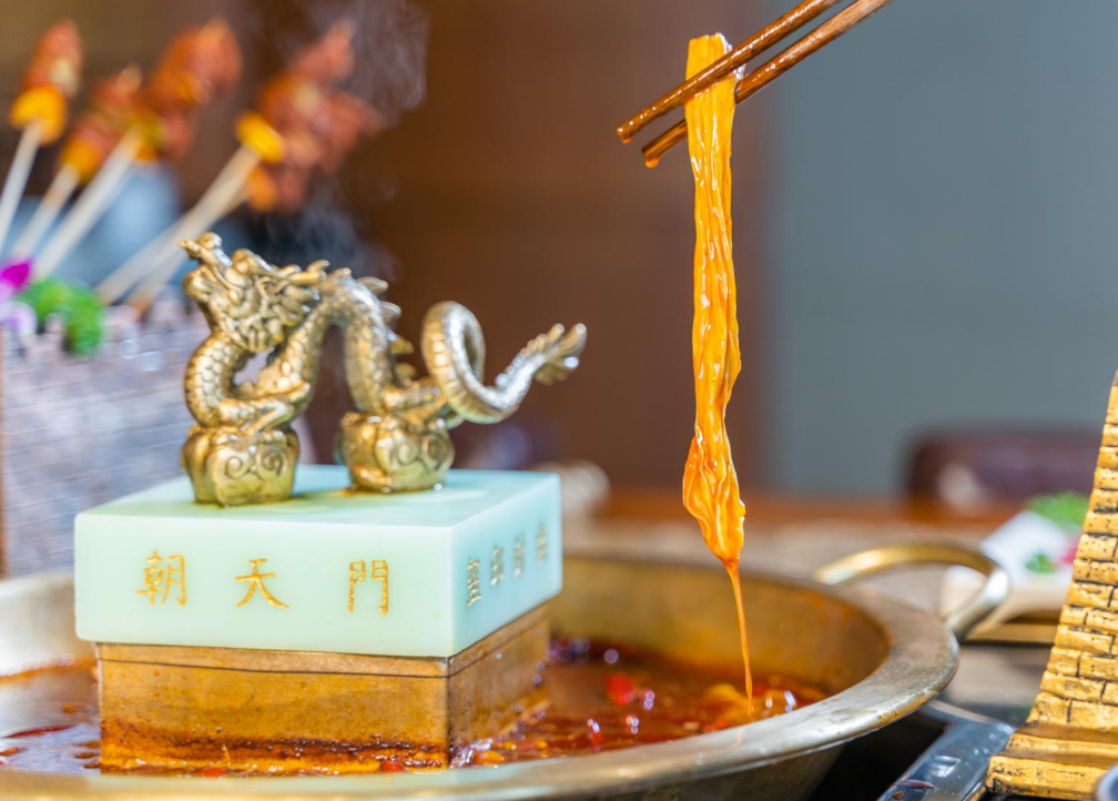 自熱食品迅速走紅，火鍋堂食尚有發展空間？