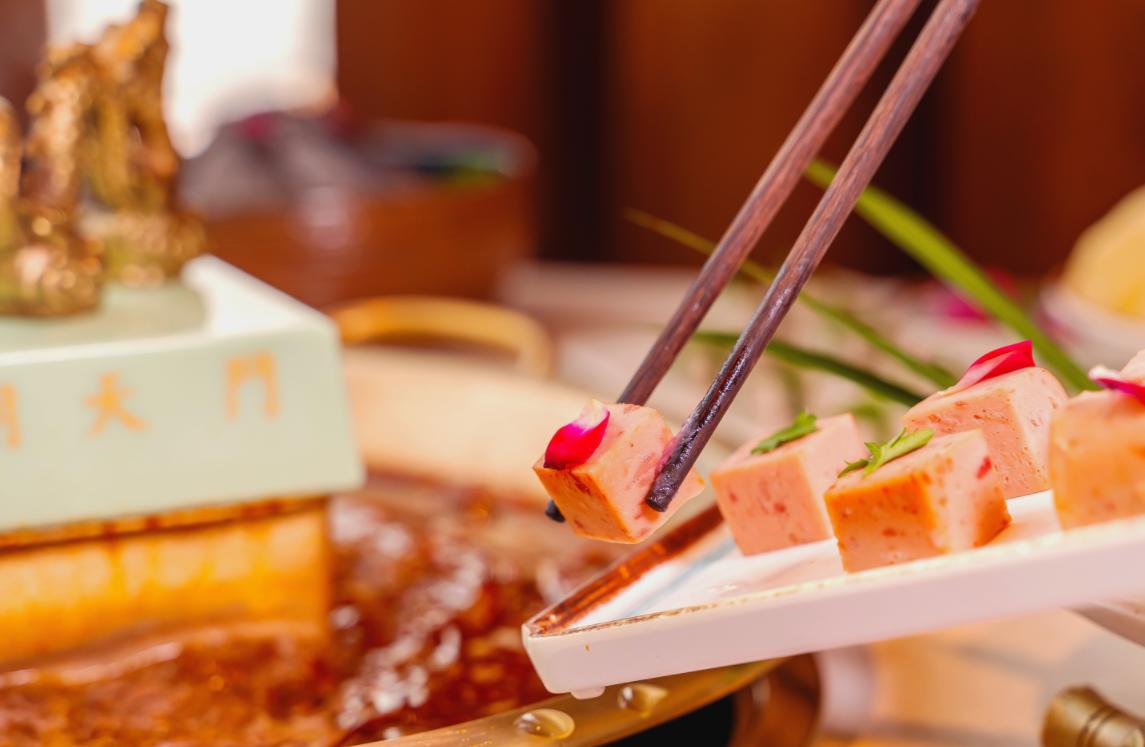 今天才懂！明星熱衷于開火鍋店，竟是因?yàn)檫@？