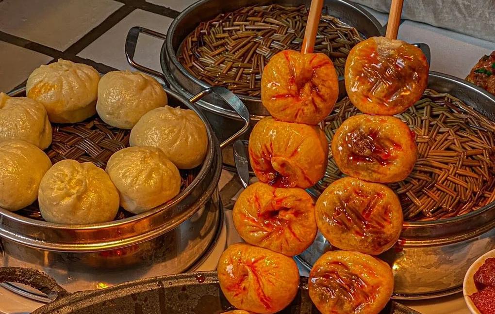 另類網(wǎng)紅吃法，火鍋包子的制作方法！